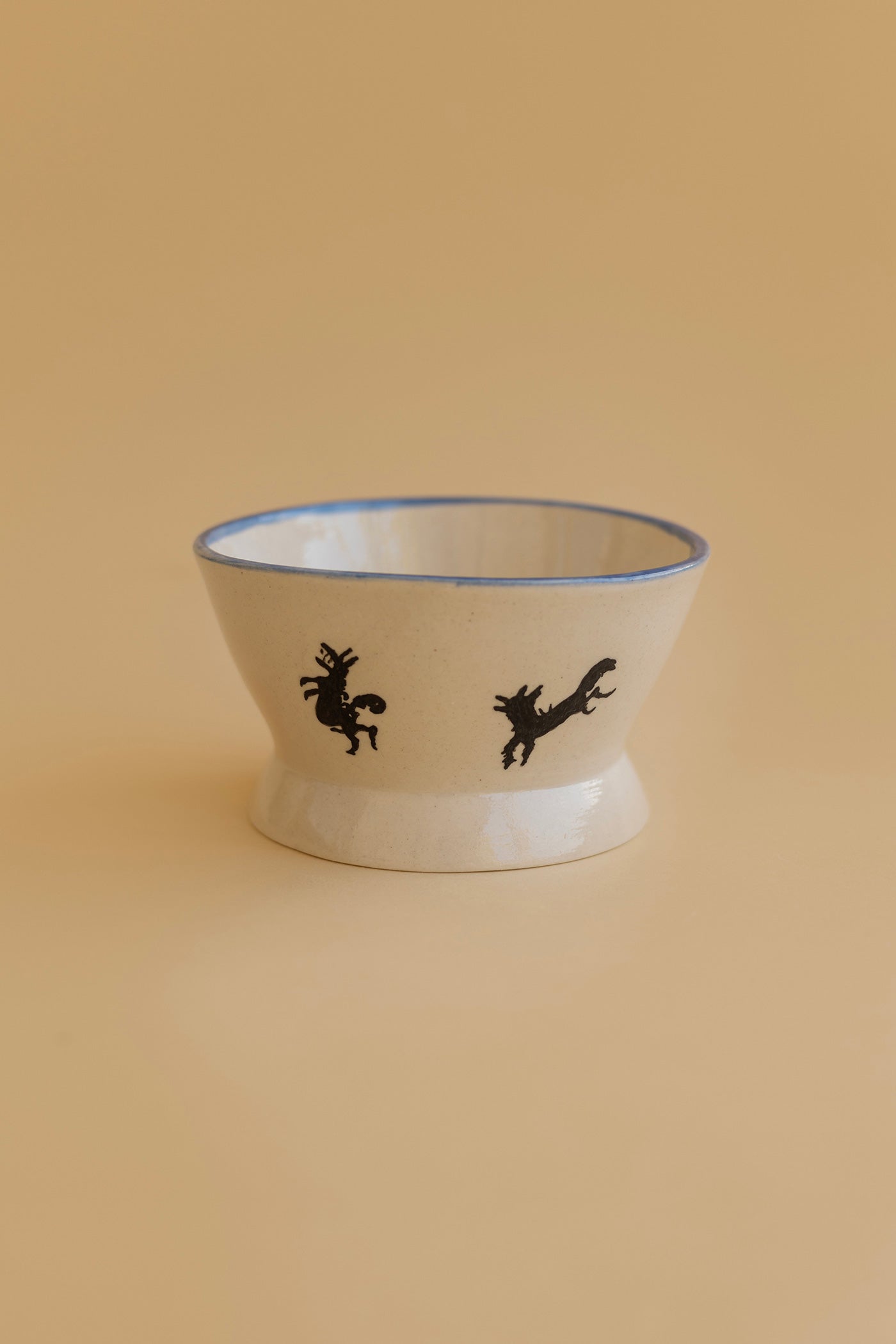 პატარა ჯამი "ჩვენი უბნის ძაღლები"