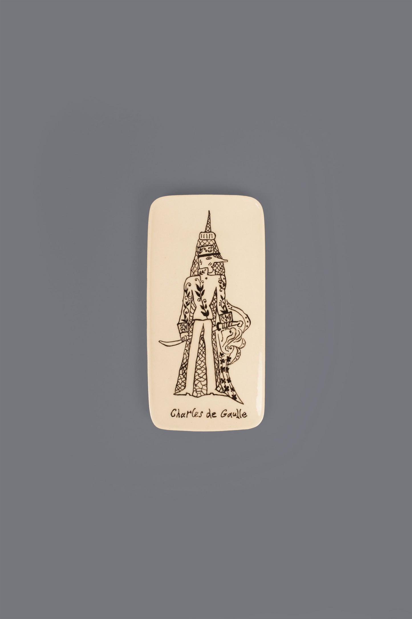 თეფში "შარლ დე გოლი"