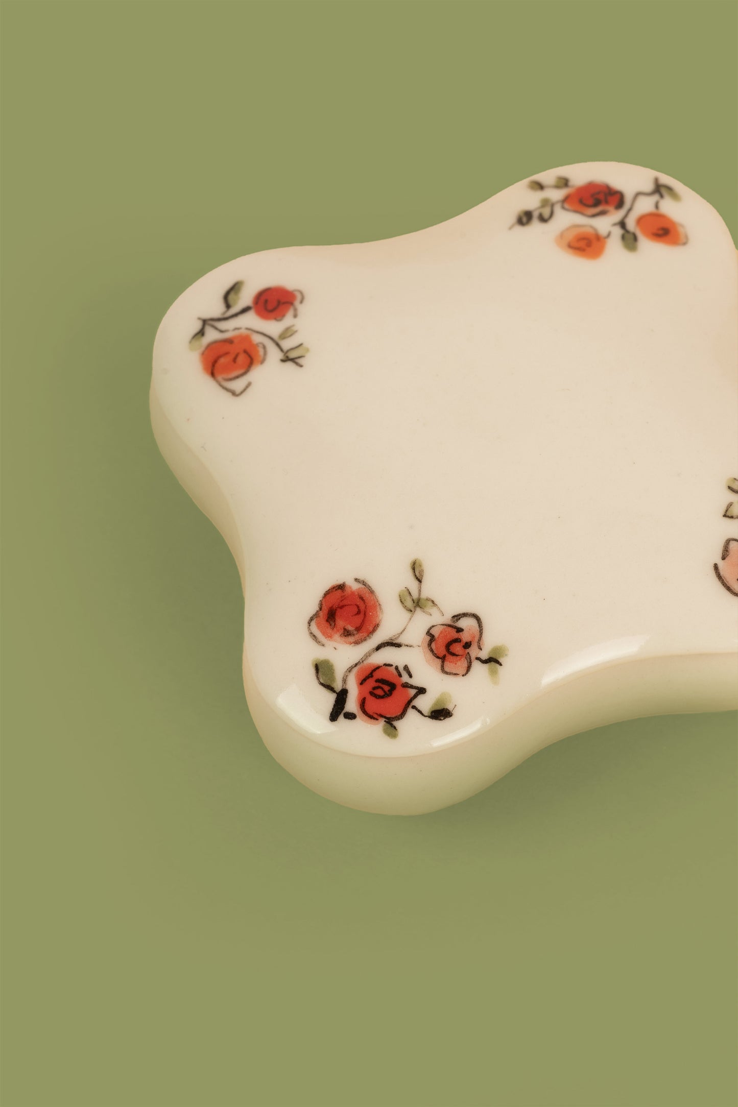 პატარა ყუთი სამკაულებისთვის "ქუთაისის ვარდები"